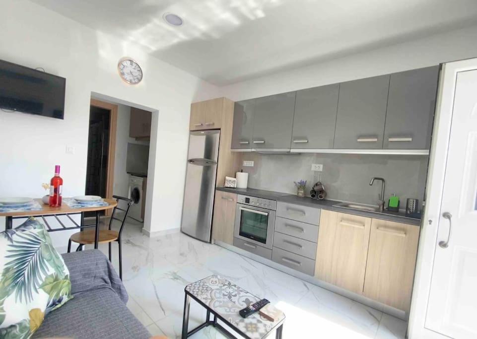 Appartement Ανωι-Anoi Rhodes à Rhodes City Extérieur photo